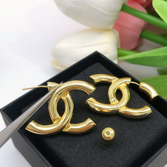 Chanel Smooth Double C Design Drop Earrings
