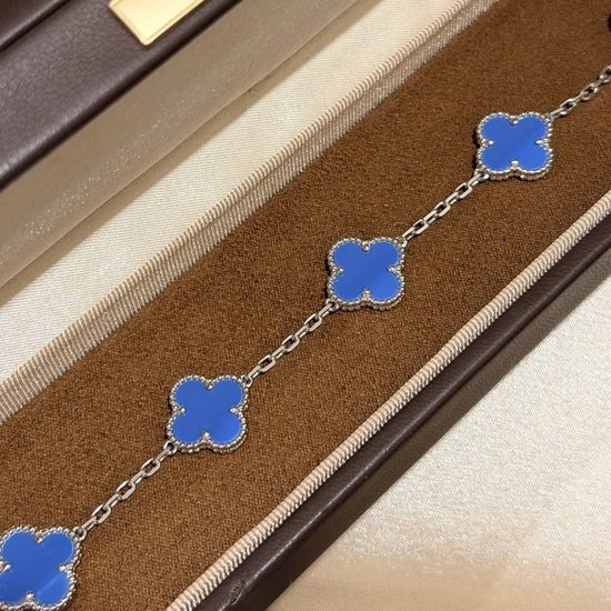 Van Cleef & Arpels VCA Turquoise Four Leaf Clover Bracelet