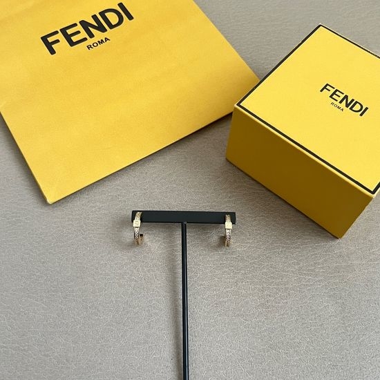 Fendi Minimalist Stud Earrings Elegant Daily Wear