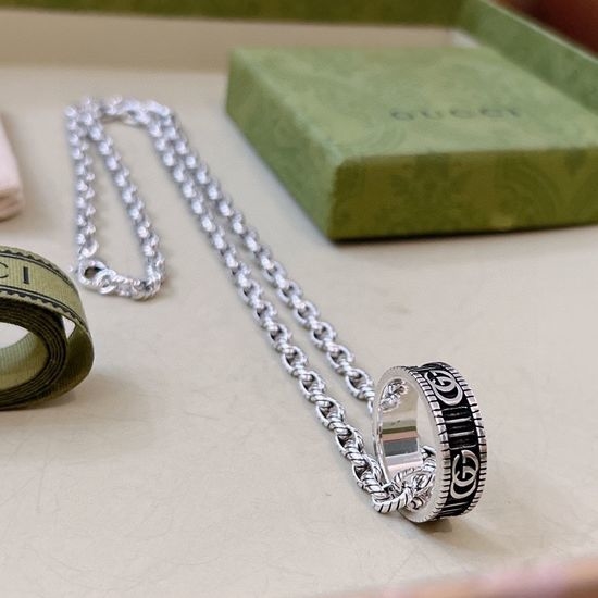 Gucci Vintage Distressed Pattern Pendant Necklace