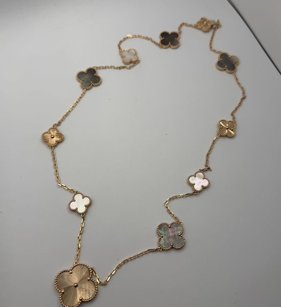 Van Cleef & Arpels VCA Irregular Flower Necklace