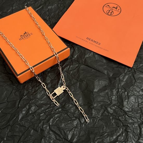Hermes Adjustable Length Lock Pendant Necklace
