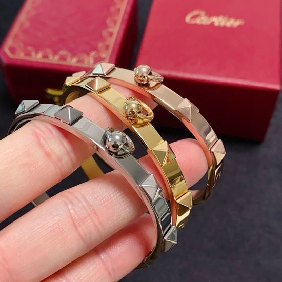 Cartier Rivet Decor Slim Cuff Bangle Premium Quality