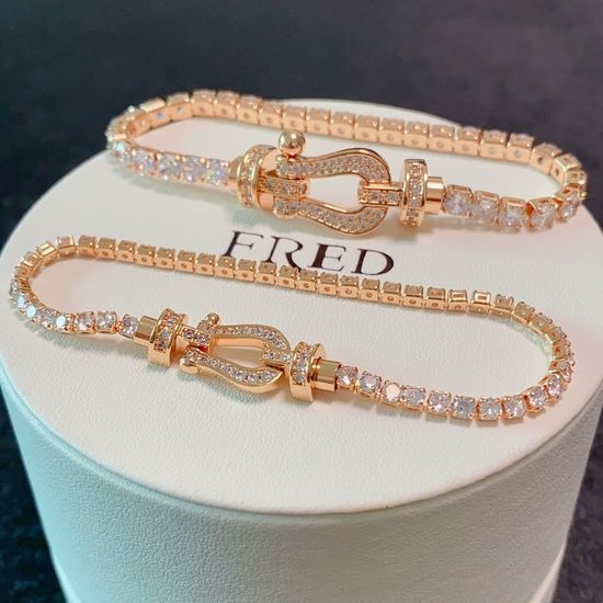 Fred Sparkling Full Diamond Buckle Bracelet