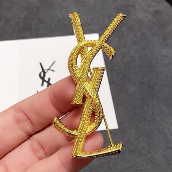 Yves Saint Laurent YSL Golden Retro Decorative Brooch