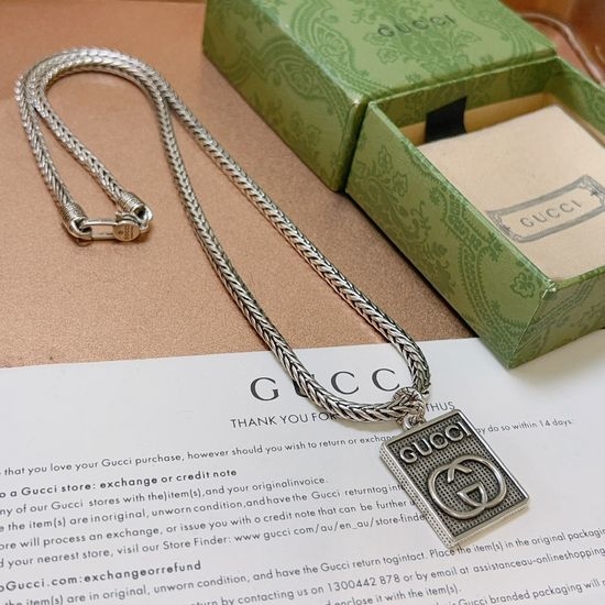 Gucci Classic Pendant Chain Necklace