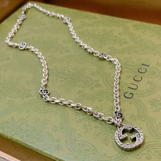 Gucci Vintage Finished Retro Pattern Necklace
