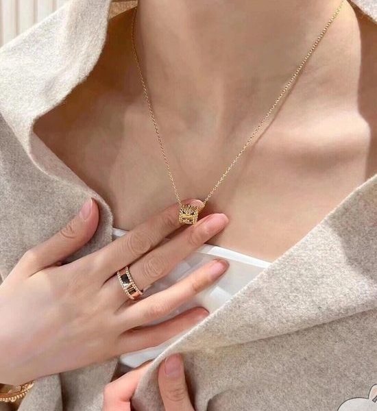 Van Cleef & Arpels VCA Vintage Kaleidoscope Pendant Necklace