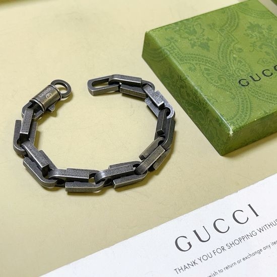Gucci Retro Style Classic Bracelet Great Match