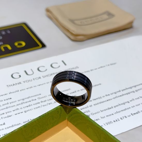Gucci Vintage Finish Ring Fashion Daily Accessory