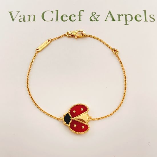 Van Cleef & Arpels VCA Golden Ladybug Bracelet Exquisite Crafted Jewelry
