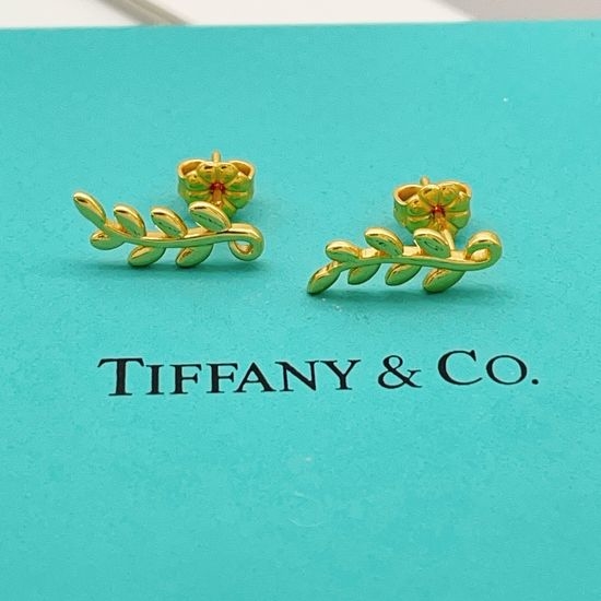 Tiffany & Co. Gold Tone Leaf Shaped Stud Earrings