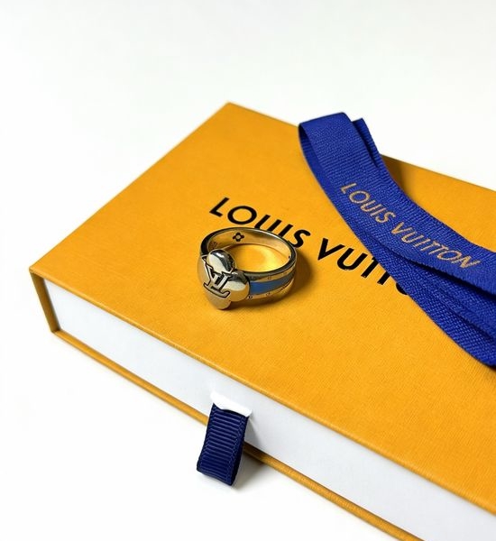 Louis Vuitton LV Vintage Retro Silver Ring