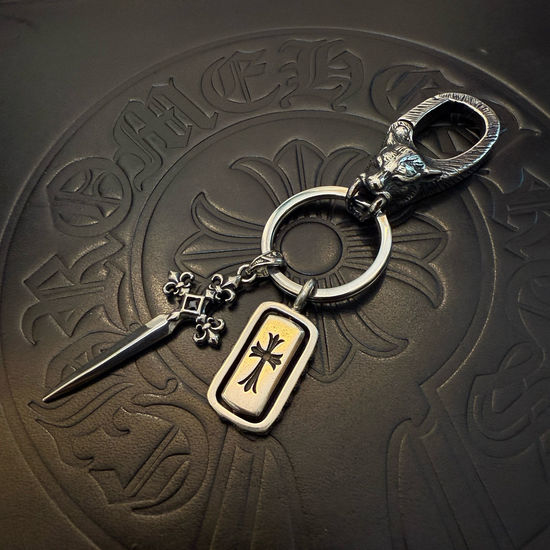 Chrome Hearts Vintage Cross Heart Keychain