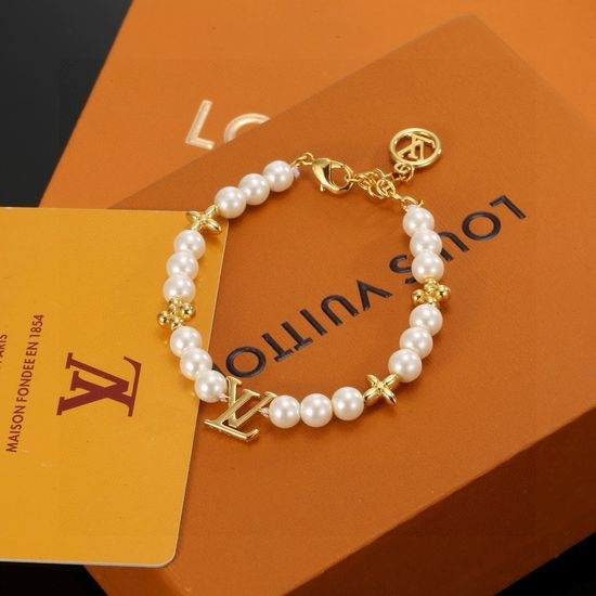 Louis Vuitton LV Polished Classic Letter Style Bracelet