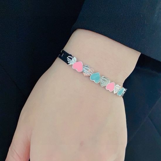 Tiffany & Co. Diamond Inlaid Heart Bangle Elegant Fashion