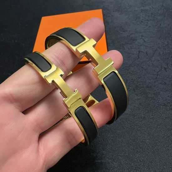 Hermes Frosted Metal Bangle Premium Texture