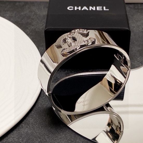 Chanel Chanel Wide Diamond Bracelet