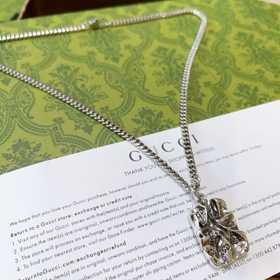 Gucci Vintage Detail Adjustable Chain Necklace