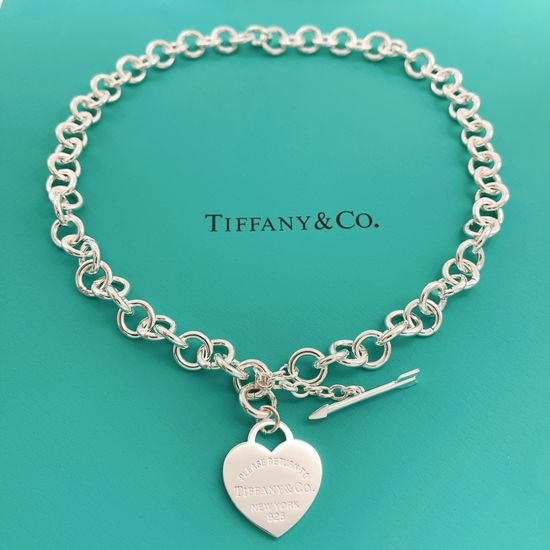 Tiffany & Co. Unique Arrow Design Necklace for Casual Wear