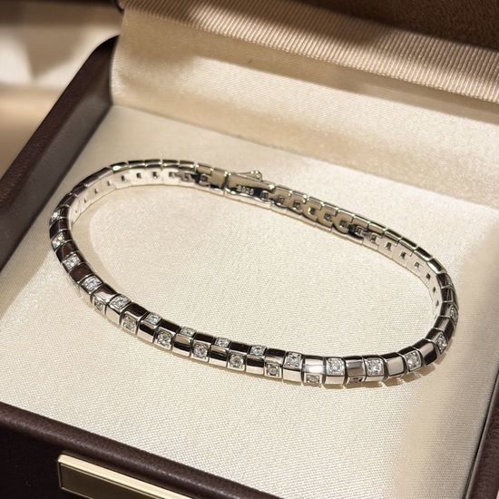 Louis Vuitton LV Checkered Pattern Spaced Diamond Bracelet