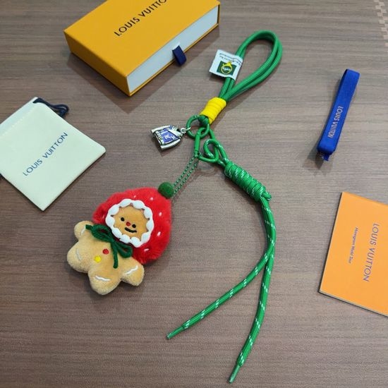 Louis Vuitton LV Vintage Finish Bag Charm Key Ring Accessory