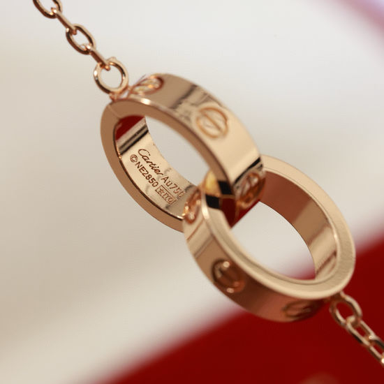 Cartier Interlocking Double Ring Pendant Necklace