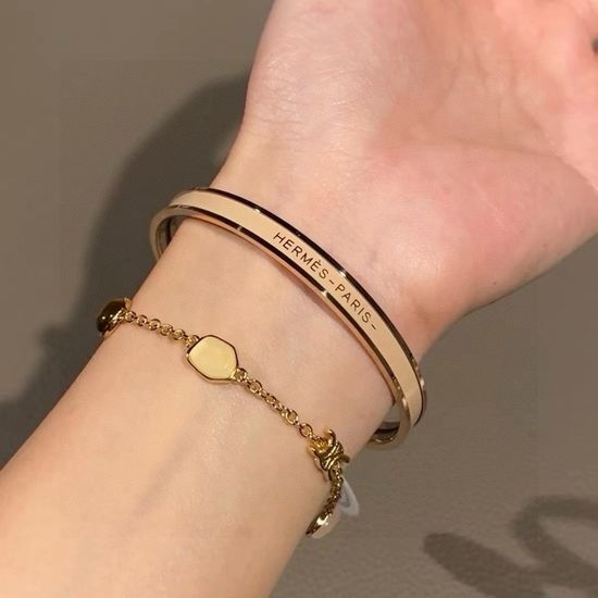 Celine Delicate Agate Versatile Bracelet