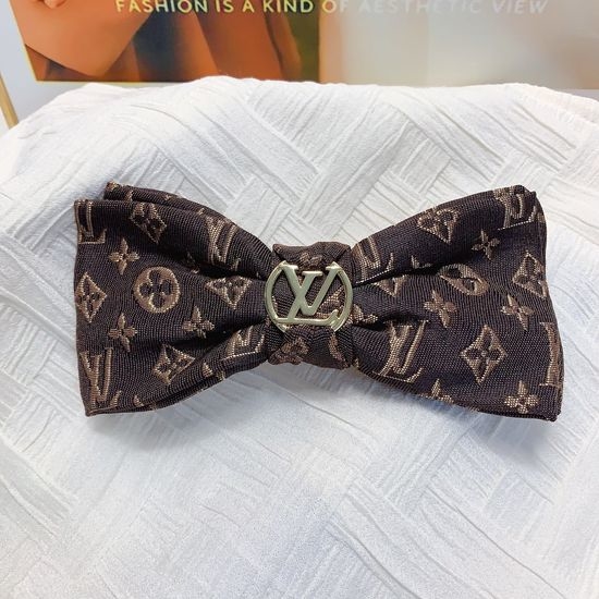 Louis Vuitton LV Monogram Pattern Spring Hair Clip