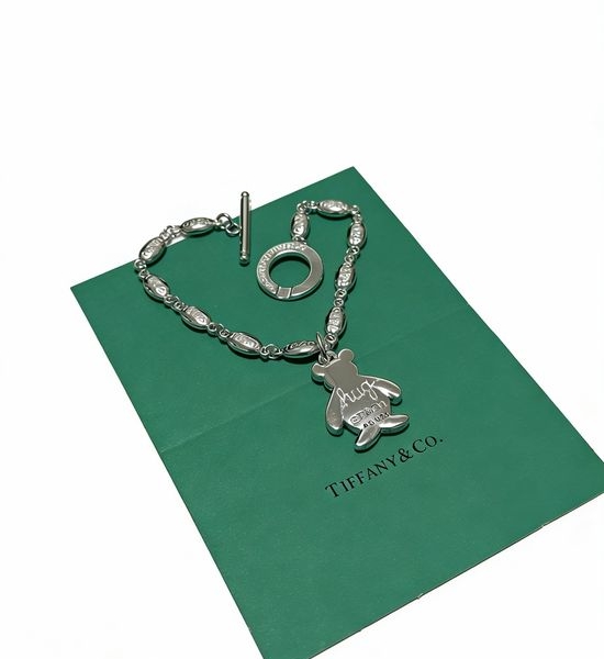 Tiffany & Co. Vintage Style Bracelet Retro Daily Jewelry