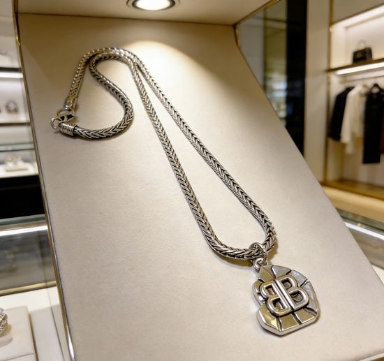 Balenciaga Retro Style Exquisite Necklace