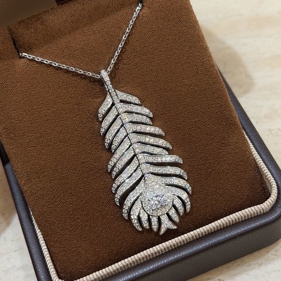Boucheron Feather Single Diamond Silver Necklace
