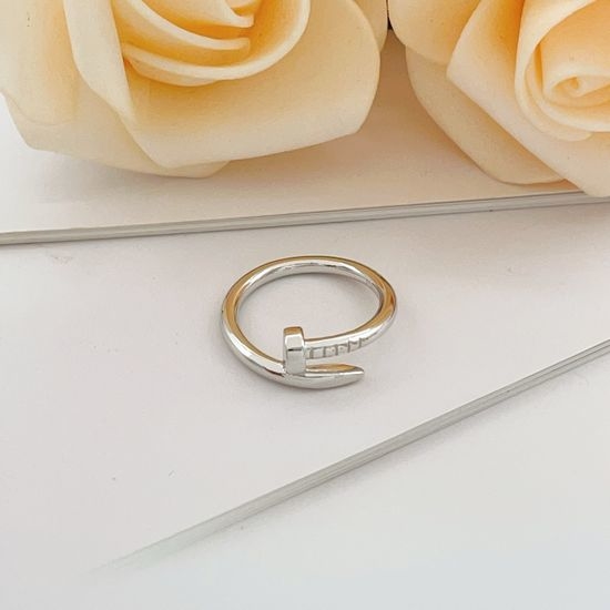 Cartier Unique Nail Shape Design Ring