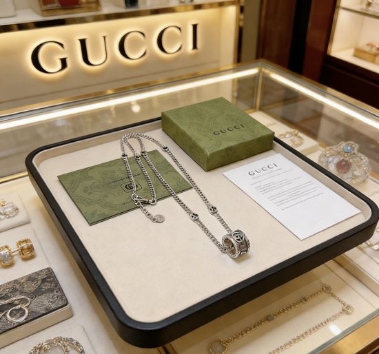 Gucci Double Letter Pattern Pendant Necklace