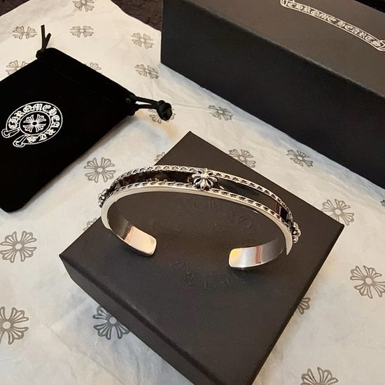 Chrome Hearts Delicate Artistic Style Bangle