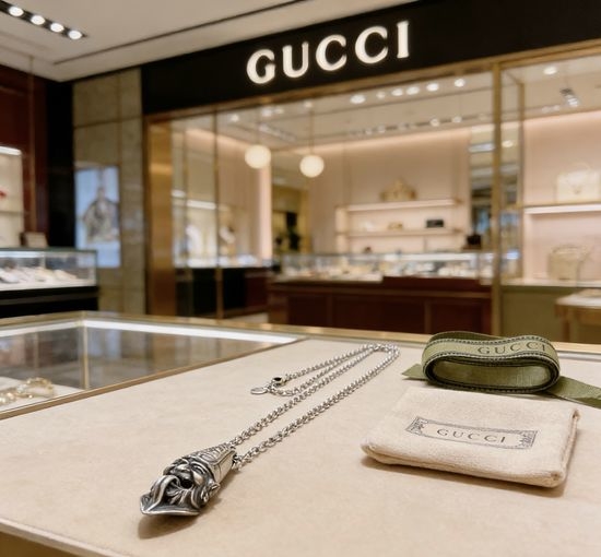Gucci Vintage Silver Classic Necklace