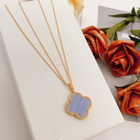 Van Cleef & Arpels VCA Two Layer Rose Gold Purple Necklace