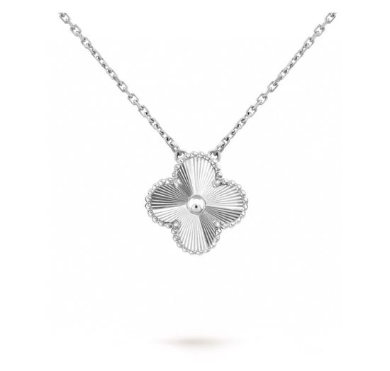 Van Cleef & Arpels VCA Four Leaf Clover Single Flower Necklace