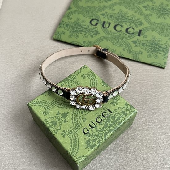 Gucci Minimalist Stylish Necklace Timeless Classic Design