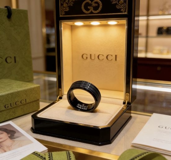 Gucci Double G Pattern Textured Ring