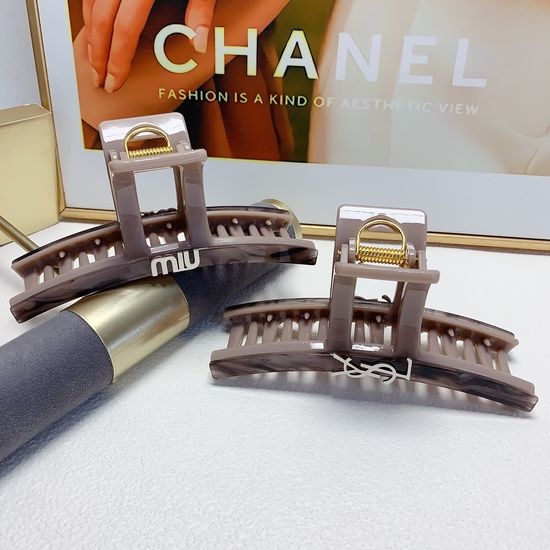 Yves Saint Laurent YSL Elegant Acrylic Hair Claw Clip