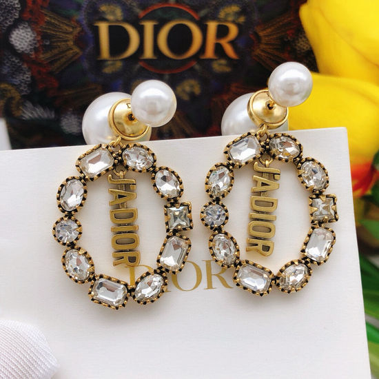 Christian Dior CD Irregular Pearl Diamond Round Necklace