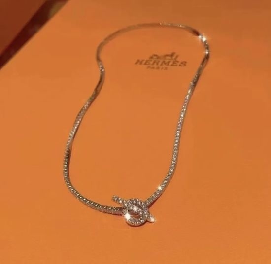 Hermes Classic Round Pendant Necklace