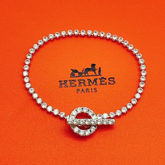 Hermes Full Diamond Small Q Bracelet Silver Brass