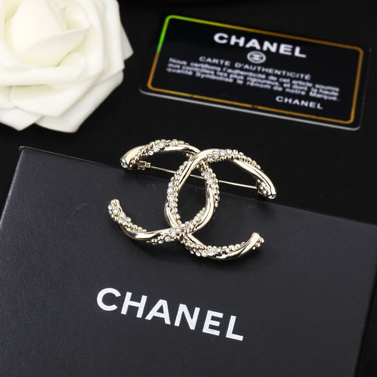 Chanel Exquisite Double C Elegant Brooch