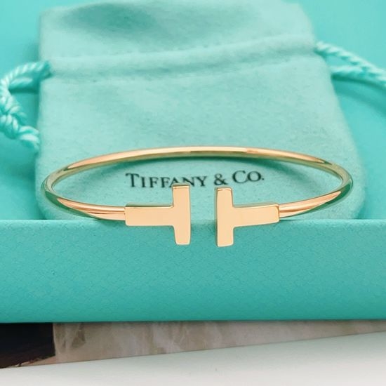 Tiffany & Co. Rose Gold Smooth Double T Bangle