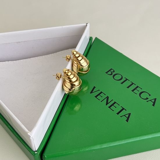 Bottega Veneta BV Stylish Metallic Stud Earrings Sophisticated Details