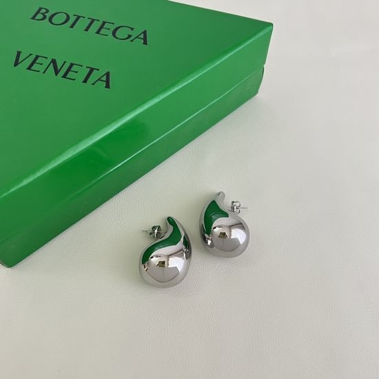 Bottega Veneta BV Metallic Textured Stud Earrings Elegant Design