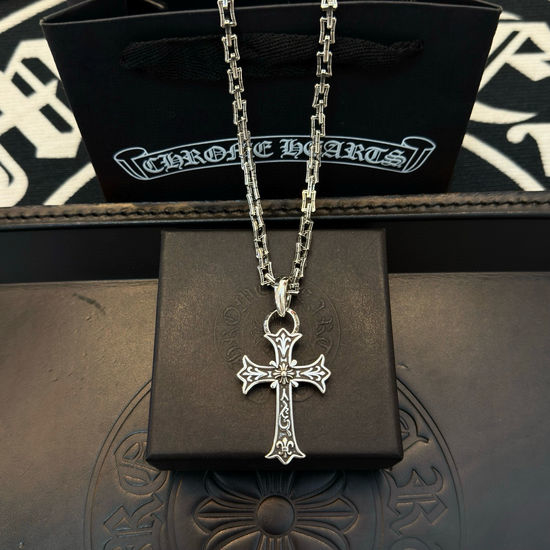Chrome Hearts Classic Retro Cross Pendant Necklace