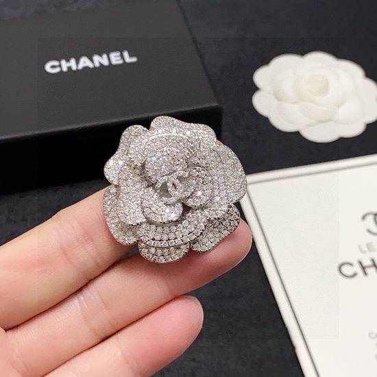 Chanel Camellia Crystal Decorative Brooch